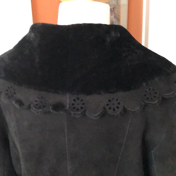 Reversible shearing coat - Picture 8 of 16